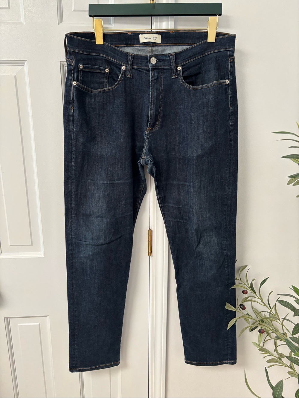 Gap 1969 Men’s Slim Dark Wash Jeans 36x32